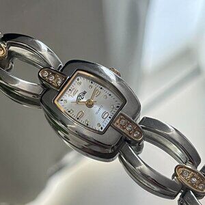 Vintage Timezone Womens Stainless Steel Silver Watch